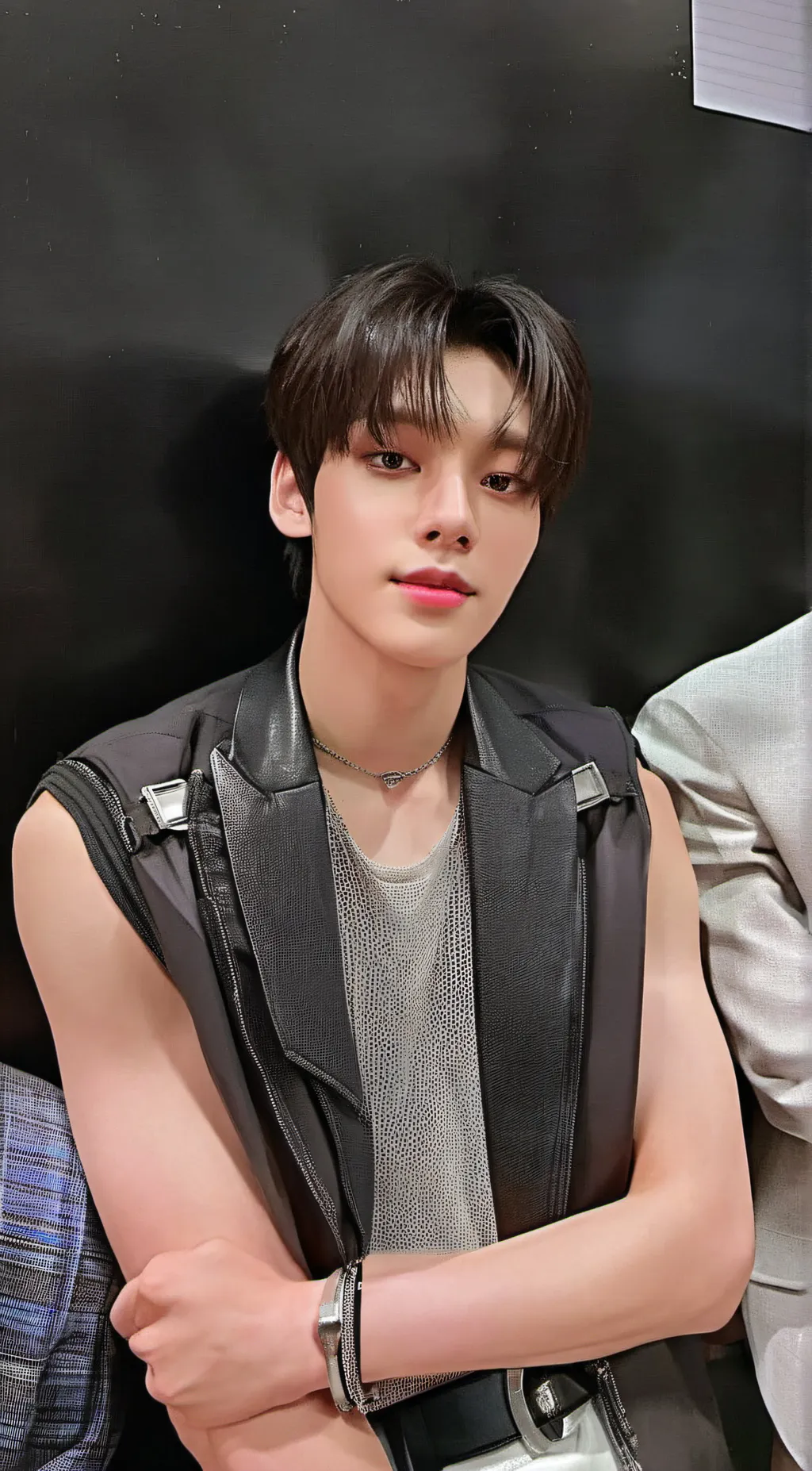 ai character: yeonjun daniel background