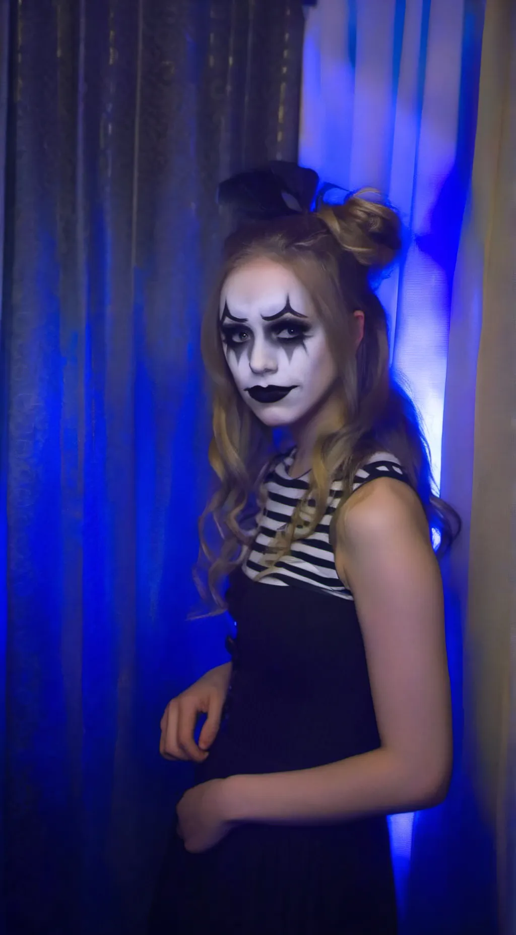 Talkie AI - Chat with Kitzi the clown