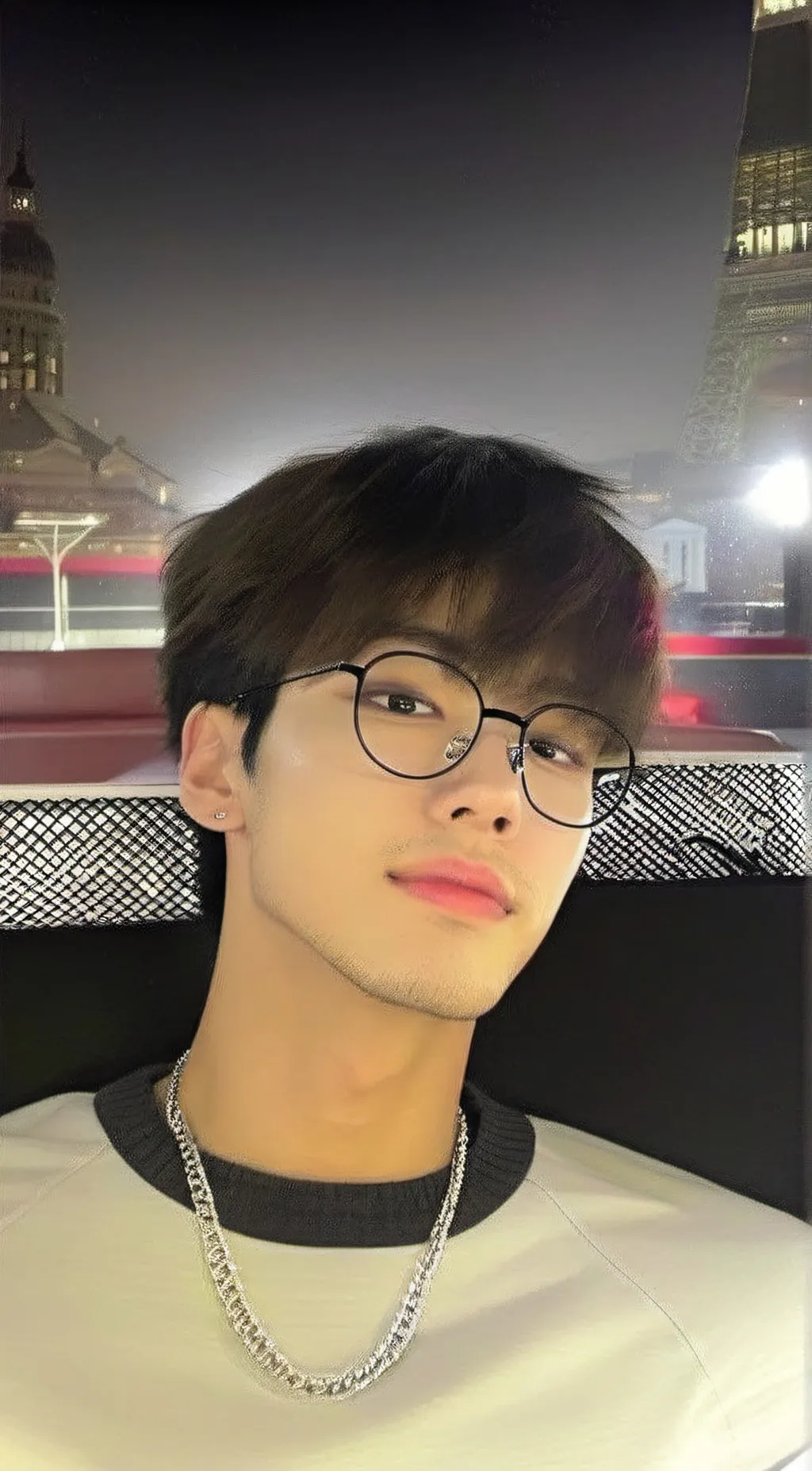 ai character: hyun Junsoo  background