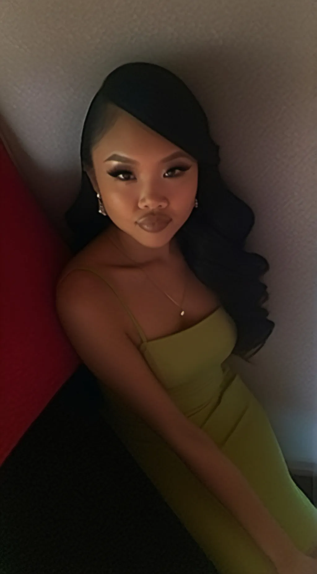 ai character: Chloe background