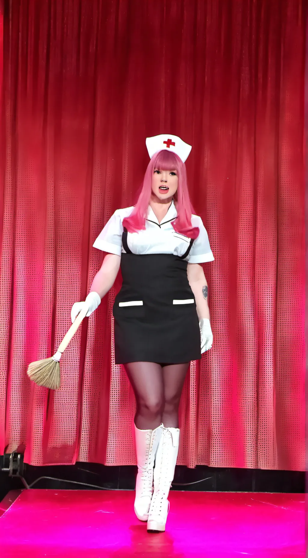 ai character: Dolly dagger  background