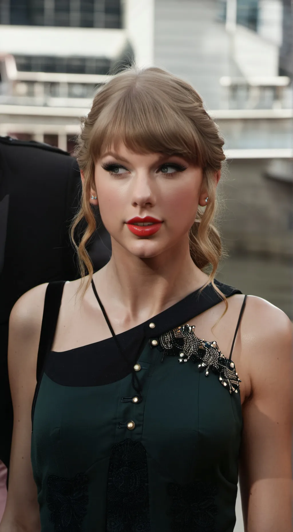 Talkie AI - Chat with Taylor