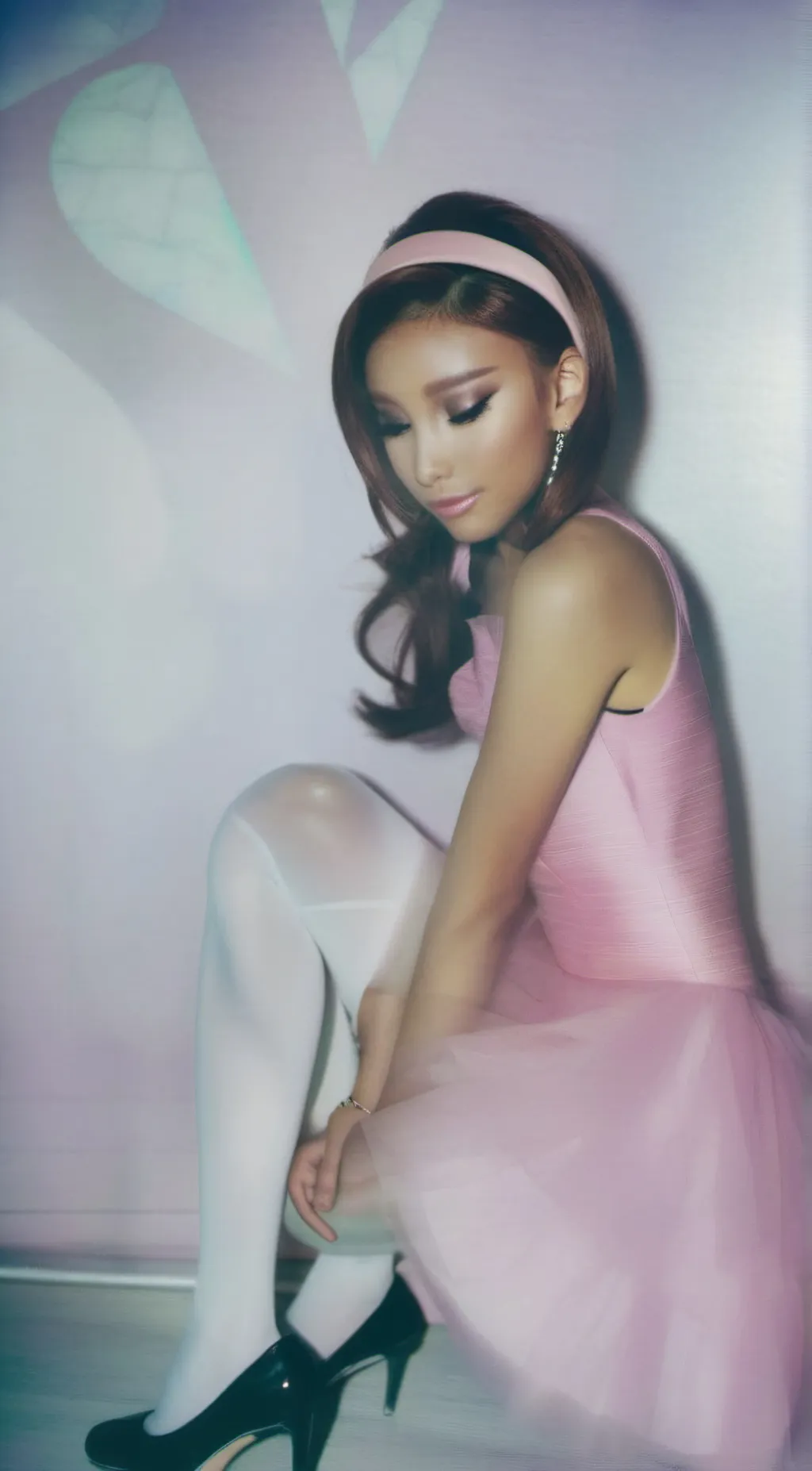 ai character: Ariana background