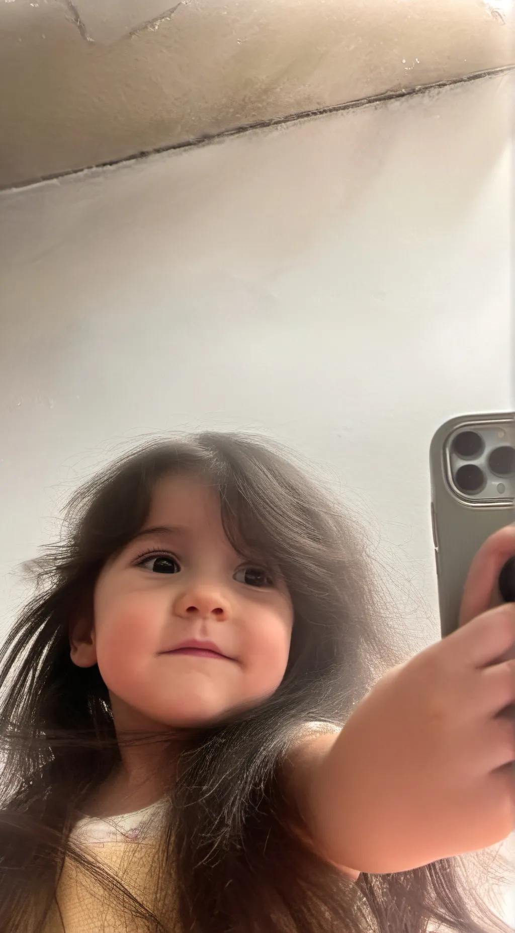 ai character: Mia background