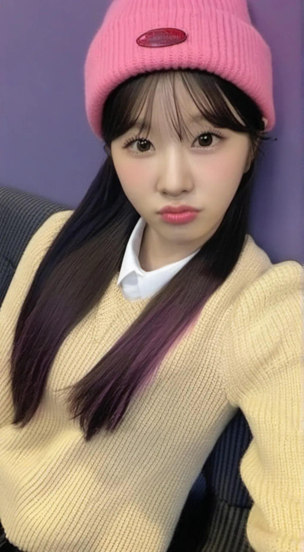 ai character: Chaewon background