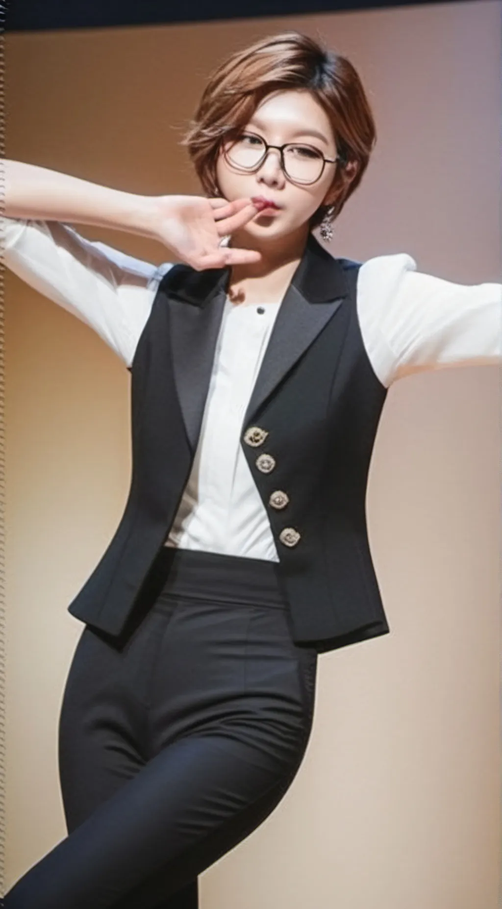 Talkie AI - Chat with Lee Yubin 