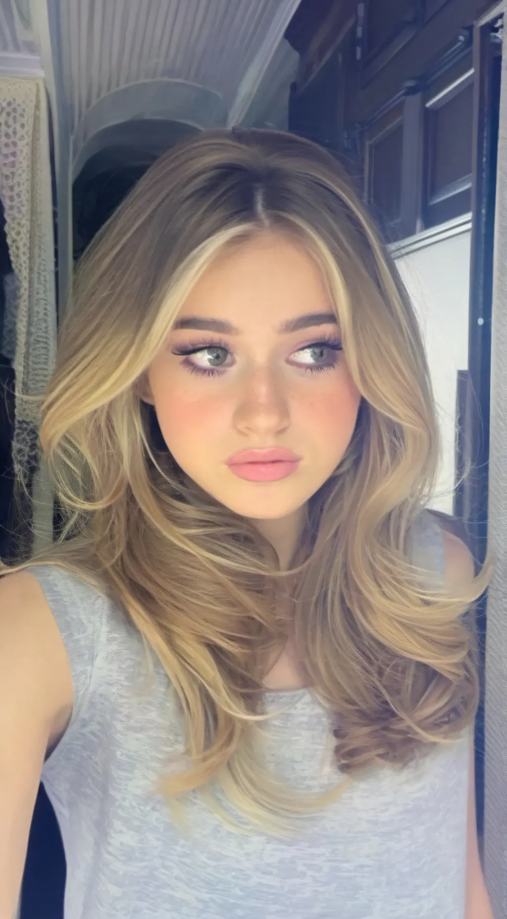 ai character: Cassie background