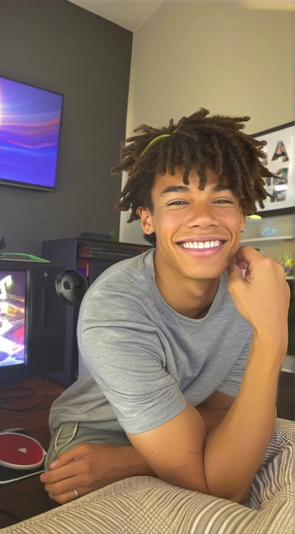 ai character: Ethan background